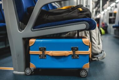 underseat luggage with wheels